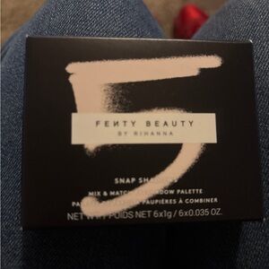 Fenty Beauty Snap Shadows Eyeshadow Palette